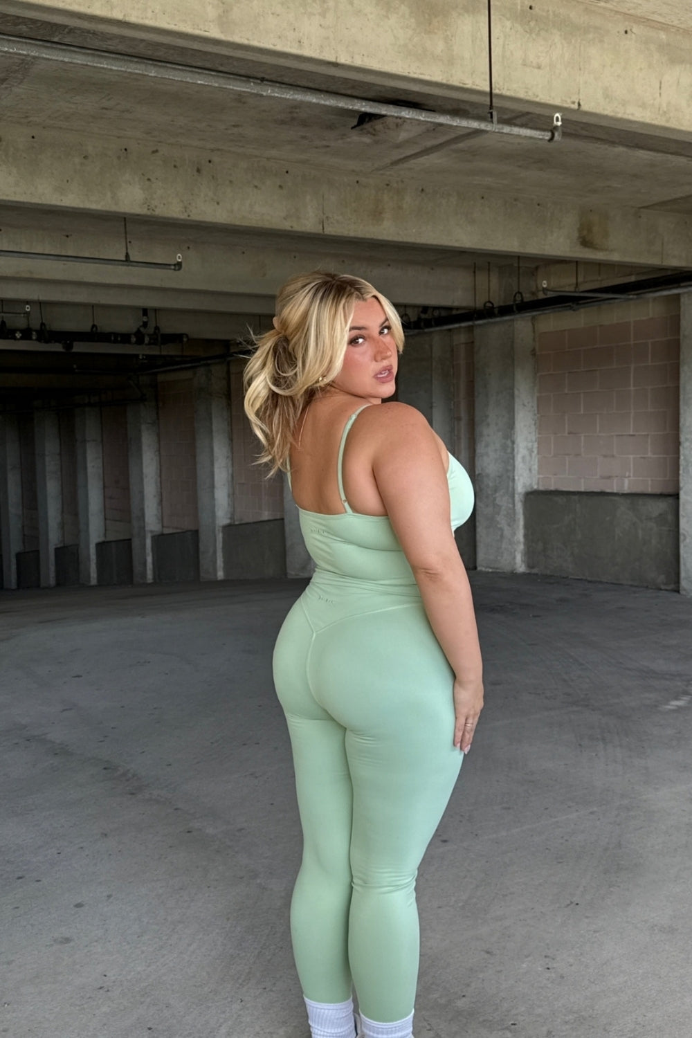 Icon Legging - Matcha Cream