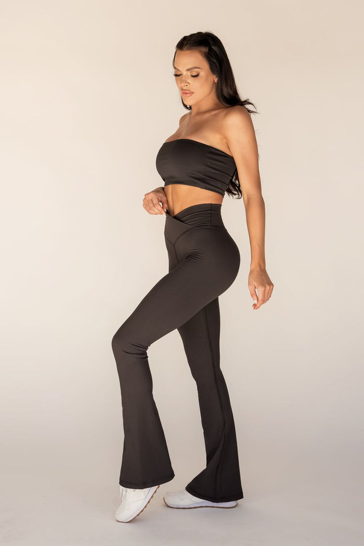Everyday Petite Bootcut Pant - Black