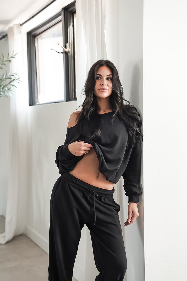 Slouchy Sweatshirt - Black
