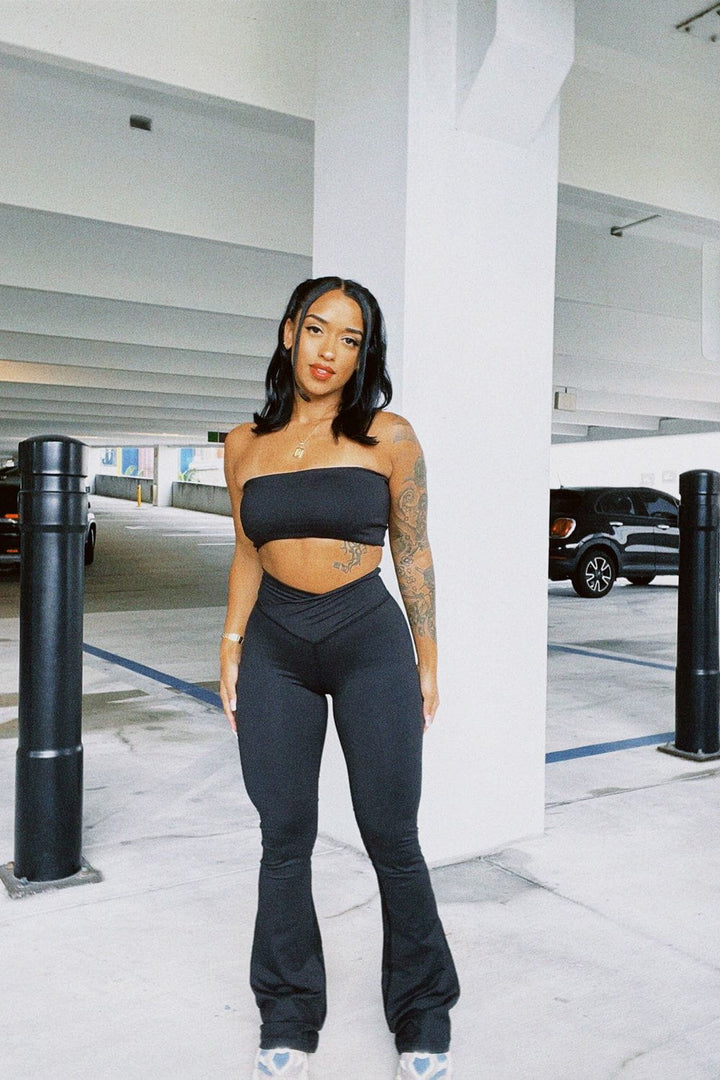 Everyday Petite Bootcut Pant - Black