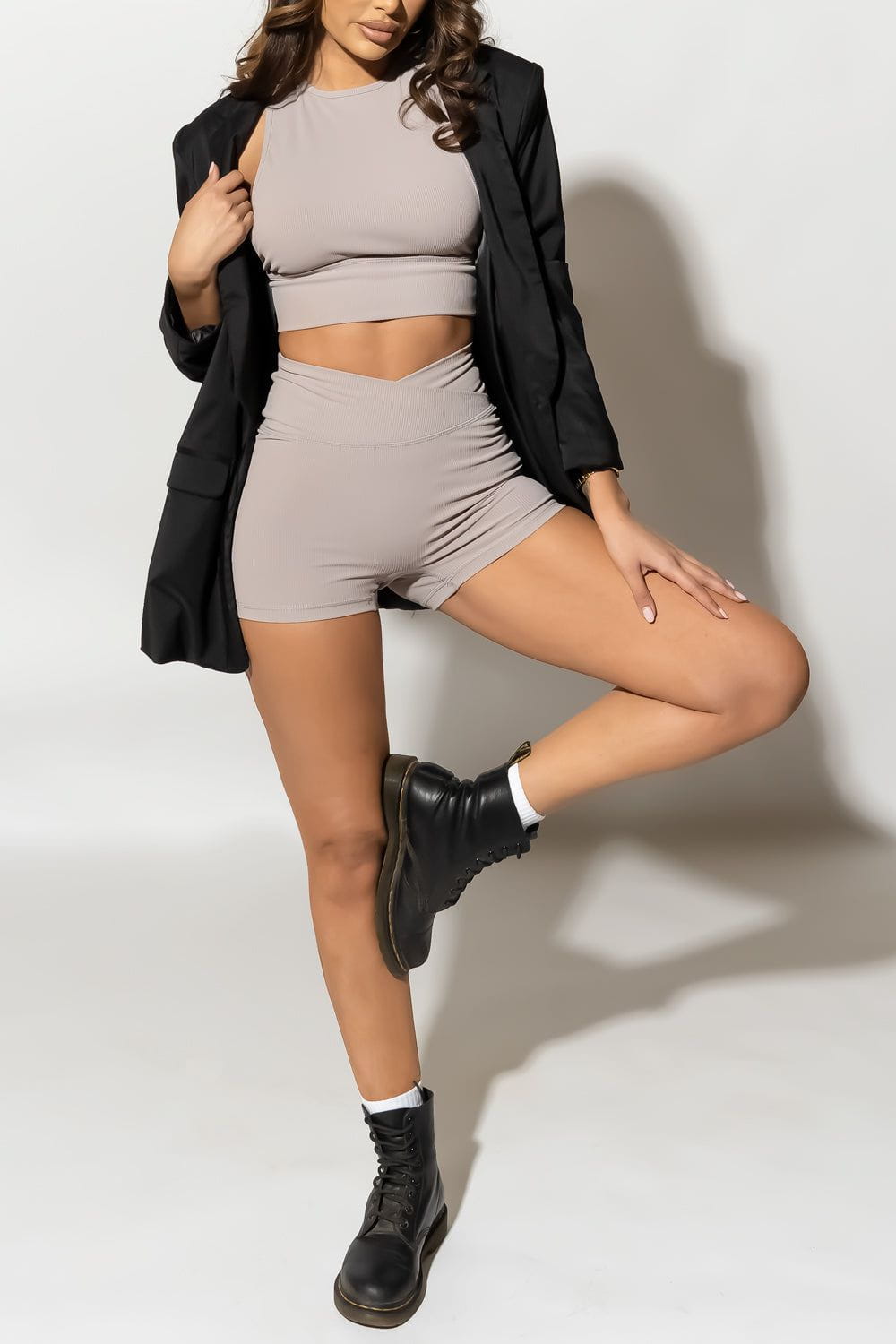 Model Short - Haze