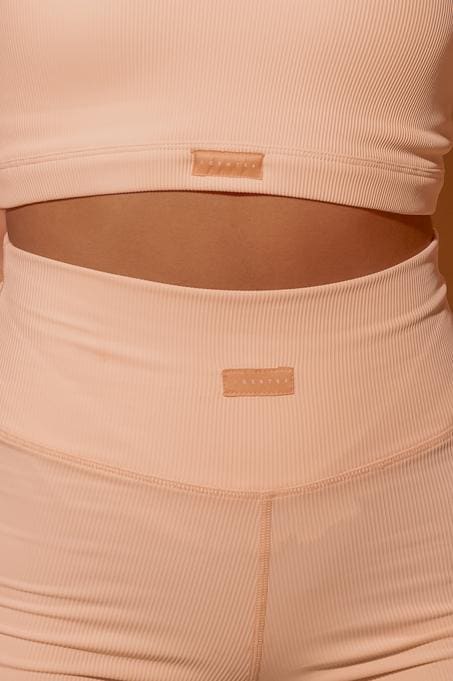 PERFORMANCE RIB RIBBED SCRUNCH TIGHT - Peaches & Creme